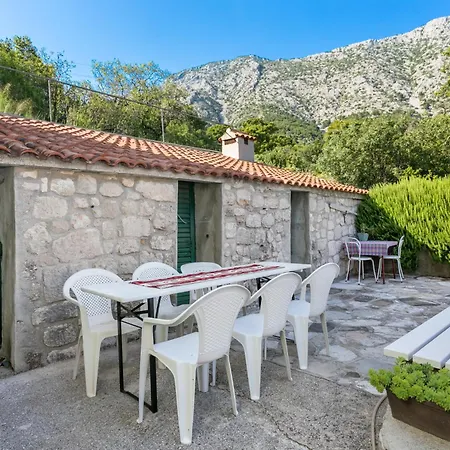 Ferienhaus House With A Parking Space Igrane, Makarska - 8332 *