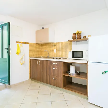 Дом отдыха House With A Parking Space Igrane, Makarska - 8332